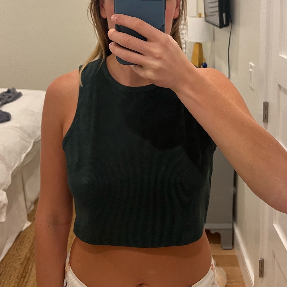 Etiquette Green Crop Top
